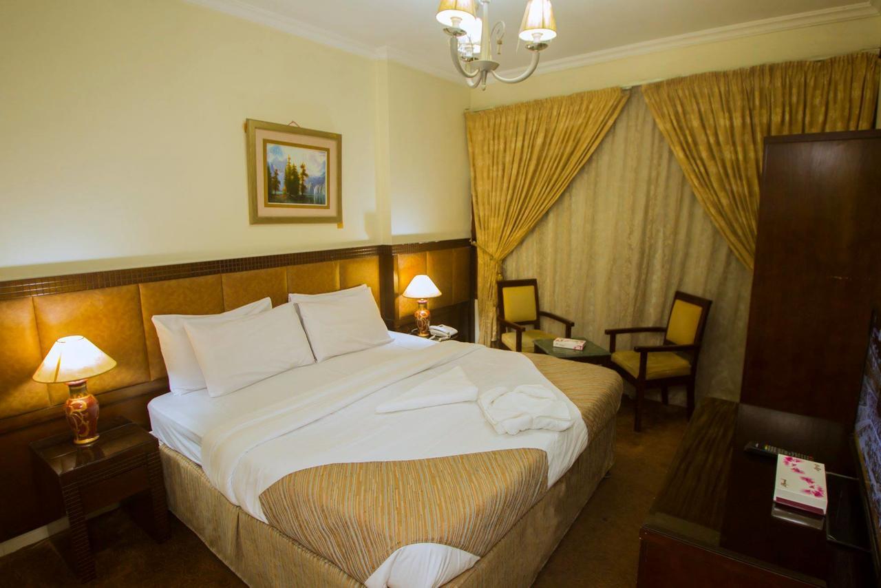 Anwar Al Zahraa Hotel 메디나 외부 사진